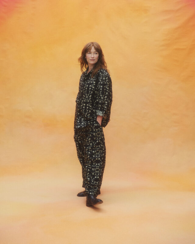 MINA TINDLE